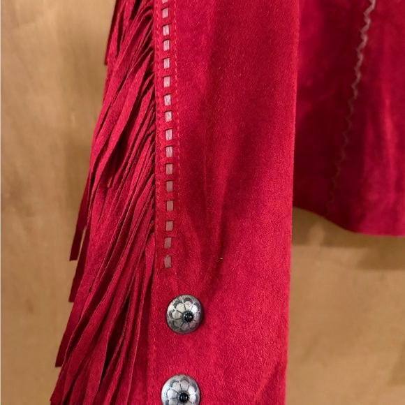 Scully Women's Vibrant Red Suede Fringe Jacket - Picture 4 of 6